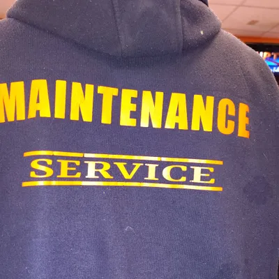 Milwaukee Maintains Guys