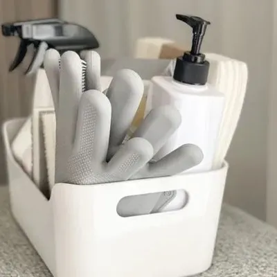 Emerald house keeping
