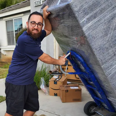MOVERS SOCAL DELIVERY SERVICES