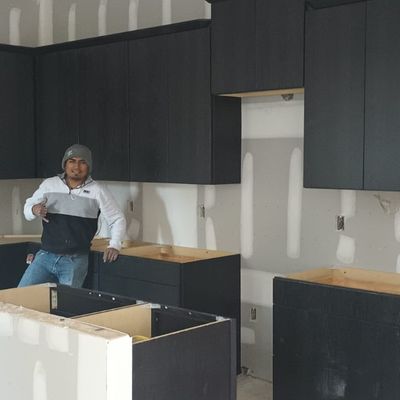 Galeana Cabinets & Granite