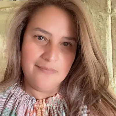 Alma Vallecillo