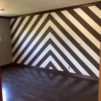 H & M Painting