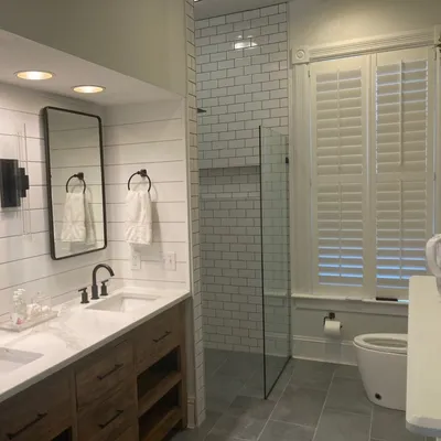 BAY TILE & STONE, LLC