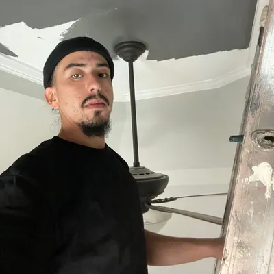 Jr’s custom painting