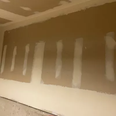 Jairo’s construction and painting