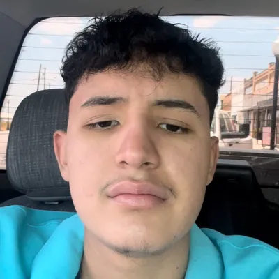 Larry Estrada