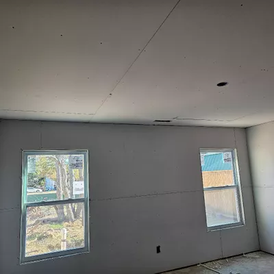 Valdez Construction LLC