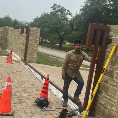 The Fence Guy