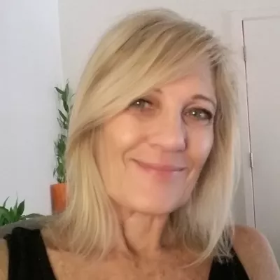 Coach Pamela