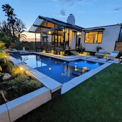 AGC BUILDERS GROUP