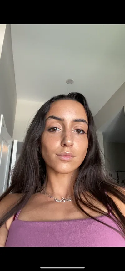 Victoria Pourzynal