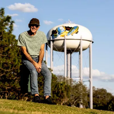 Tom Stovall, Muralist, Blue Run LLC