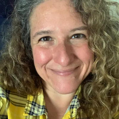Amber Michelle Wolf