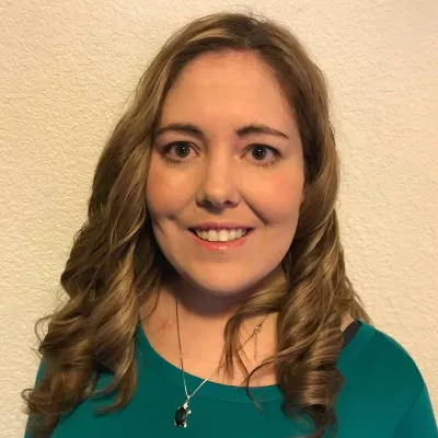Kelly Dake at Main Street Travel
