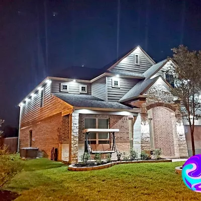 M&R Remodeling/Maddy’sChristmas/soffit lighting