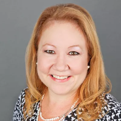 Connect Realty  R&R Luna Group Team Lead