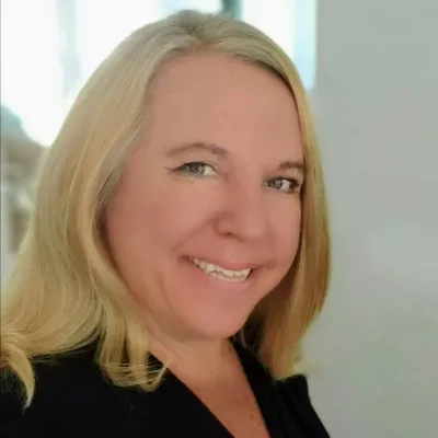 Judie Hammond, Realtor