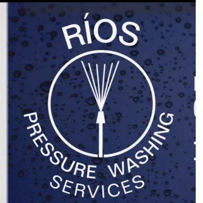 RÍOS pressure washing services