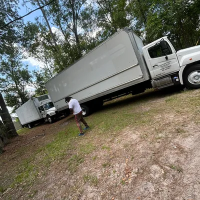 Heavyweight Haulerz Enterprises LLC
