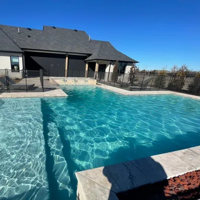 M&G  pool  Services