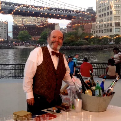 Daniel Easton Deluxe Bartending Services