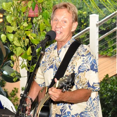 Chris Bates & The Virtual Reality Band