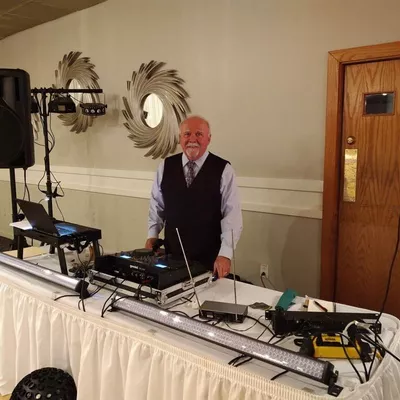 Night Moves DJ & Photo Booth Service