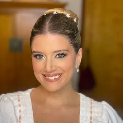 Mafe Arrom Makeup Artist