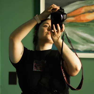 Girl of the Vine Photography