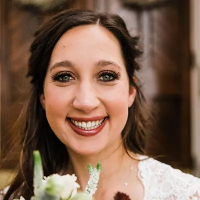 Lauren Sykes Officiant