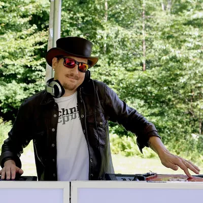 Full Circle DJs