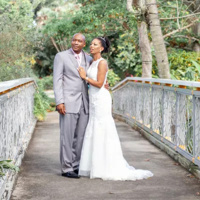 YuliArt Weddings, Portraits & Family