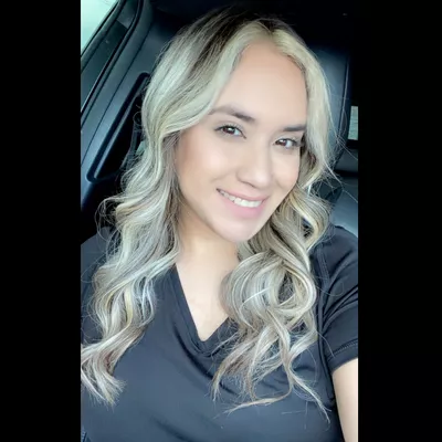 Lesly, let’s get married!?