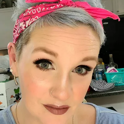Makeup Therapy by Jax