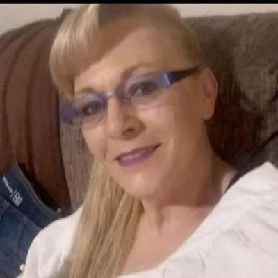 Jackie Blue PhD (Professional House Detailer)