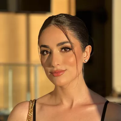 Lanaharachian_mua