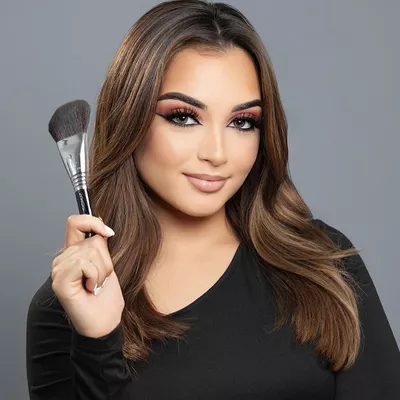 Gaby’s Glam Touch