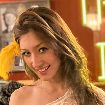 Emma Raquel