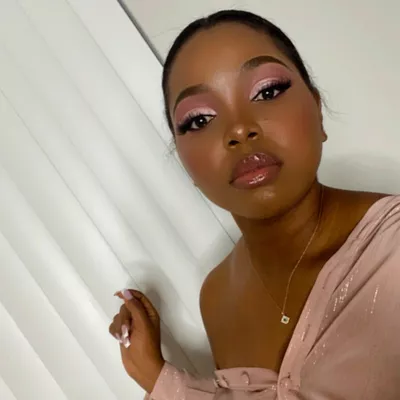 Lizy Glam & Glow