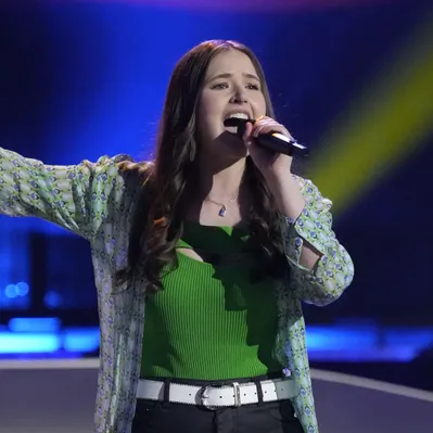 Alison Albrecht | Singer + Performer