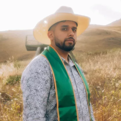 Aaron Navarro Photo