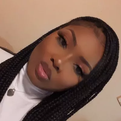 Eishhh Jolie Beauty