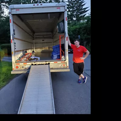 DA Family Moving