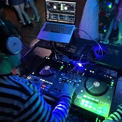 DJ Mark