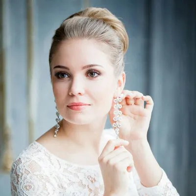 Makeup & Hair by Elena
