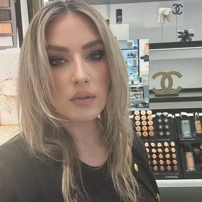 Le Rouge Makeup