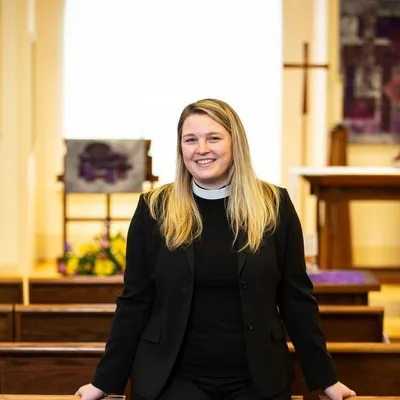 Rev Kelsey Kresse