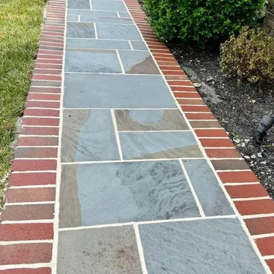 Tito  construction