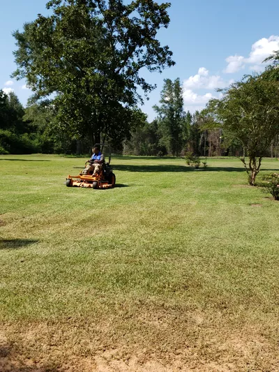 Southern Quality Lawn Care LLC