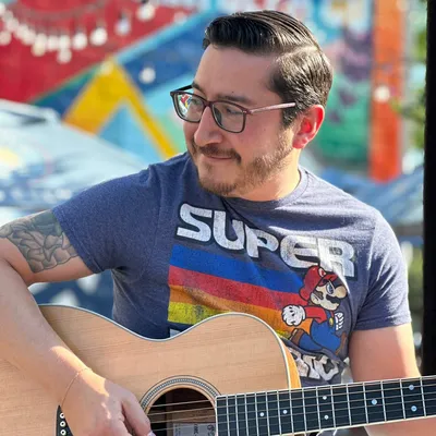 Carlos Guitarlos